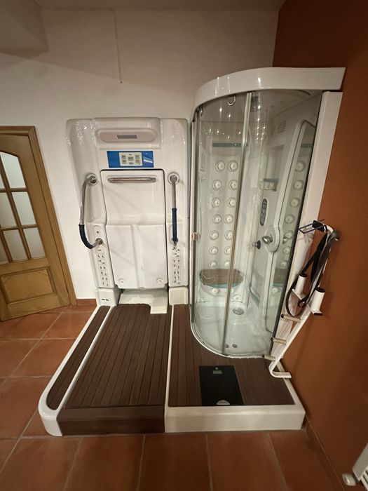 Roca Aquatech Fitness Hidromassagem