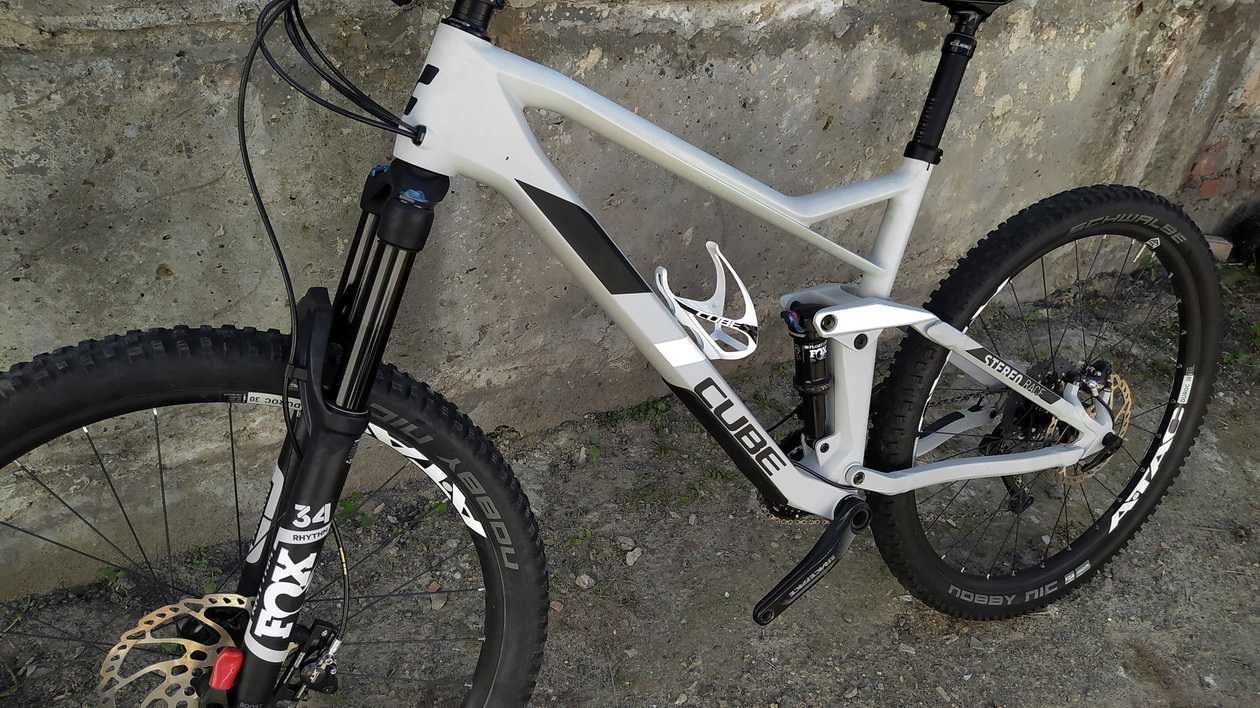 Cube Stereo 140 HPC Race Carbon, Shimano XT, Fox