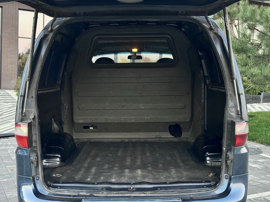 Hyundai H200 2.5 автомат