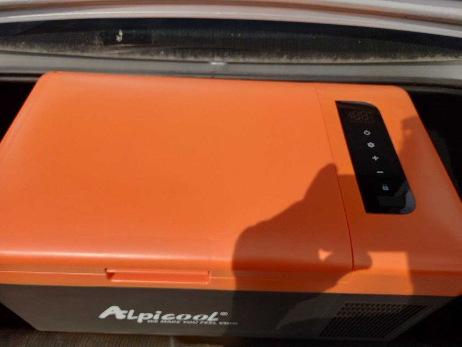 Компрессорный автохолодильник Alpicool 15 л до -20 C. 12,24,220 в