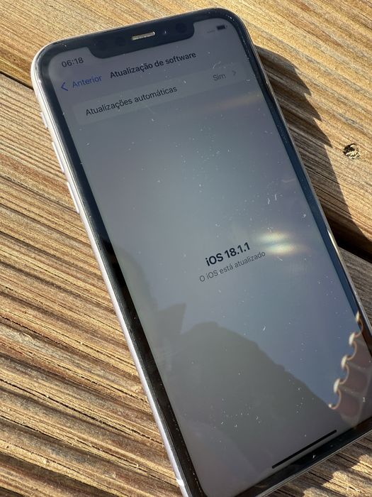 iPhone 11 - 128 GB (Lilás)