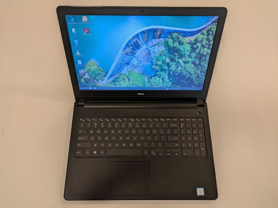Dell Vostro 3559 Intel Core i5-6200U / 8GB RAM / 128GB SSD / Win10 Pro