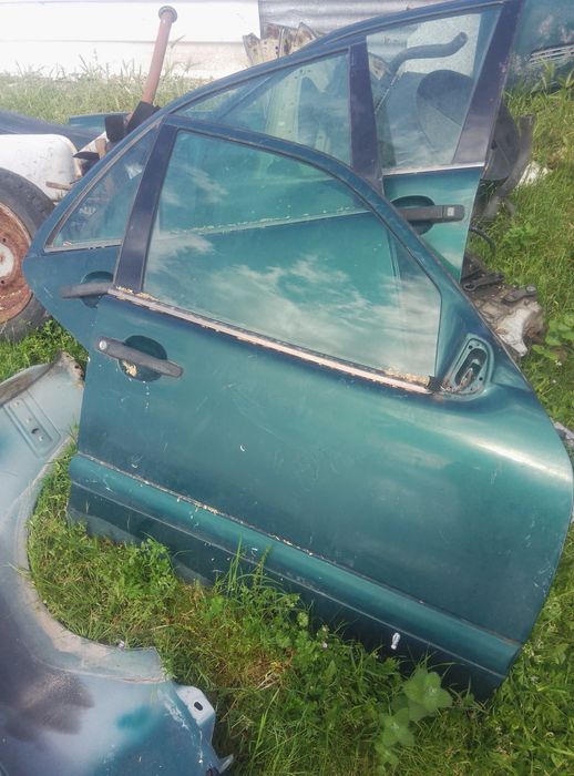 peças de carro mercedes como novas