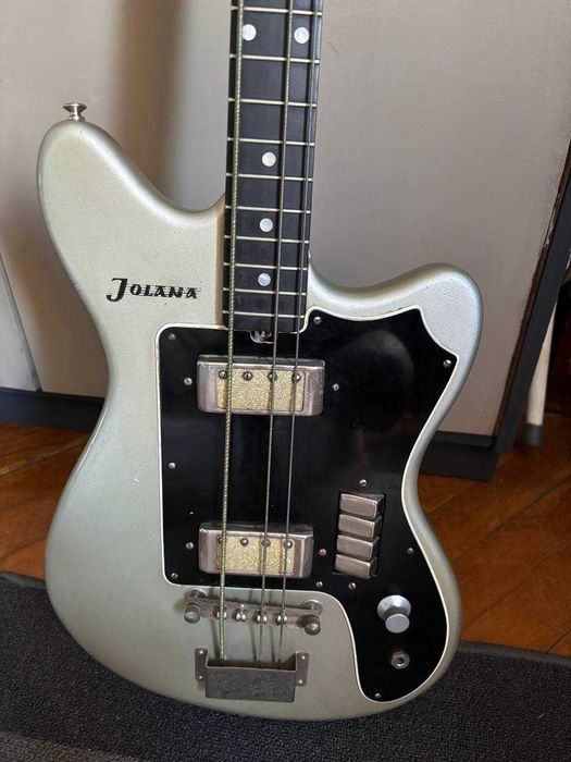 Бас гитара Jolana Typhoon II раритетная 1965 года  Торг