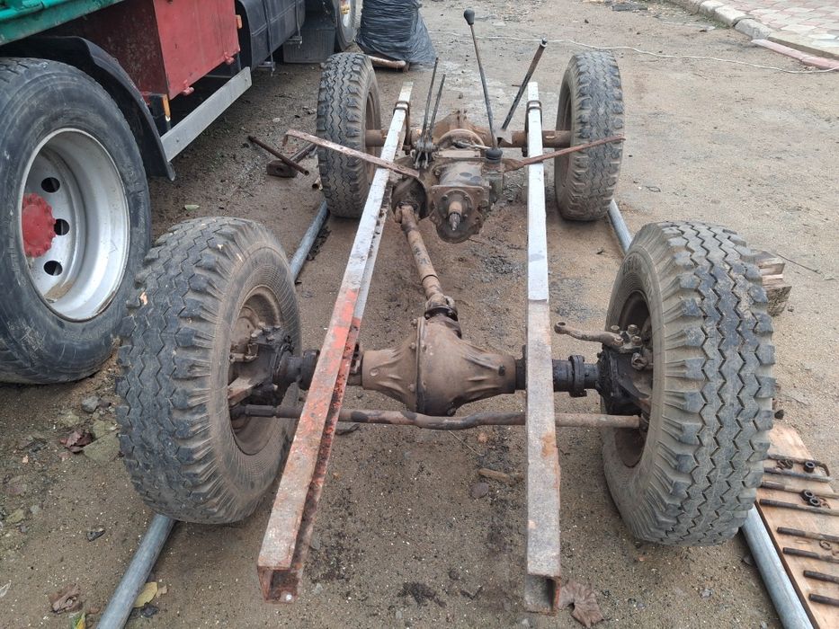 Продам укороченные мосты под самодельный трактор Мосты коробка уаза