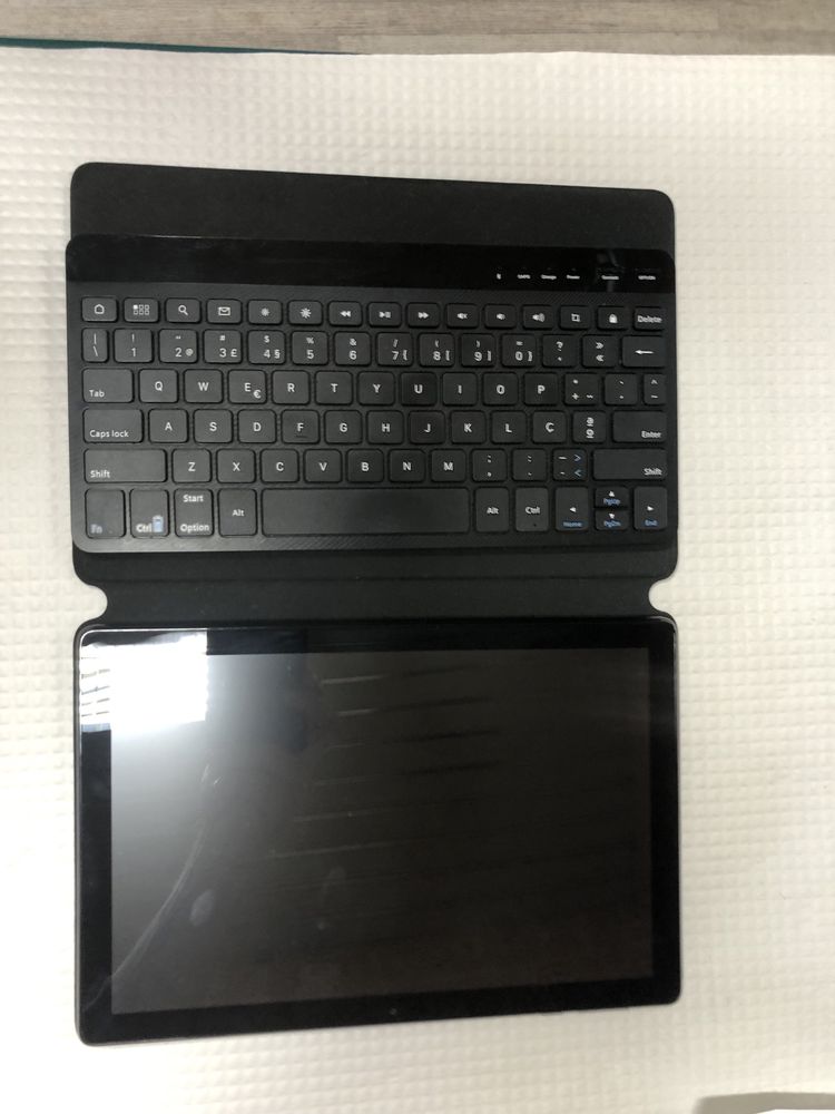 Tablet Alcatel + Teclado