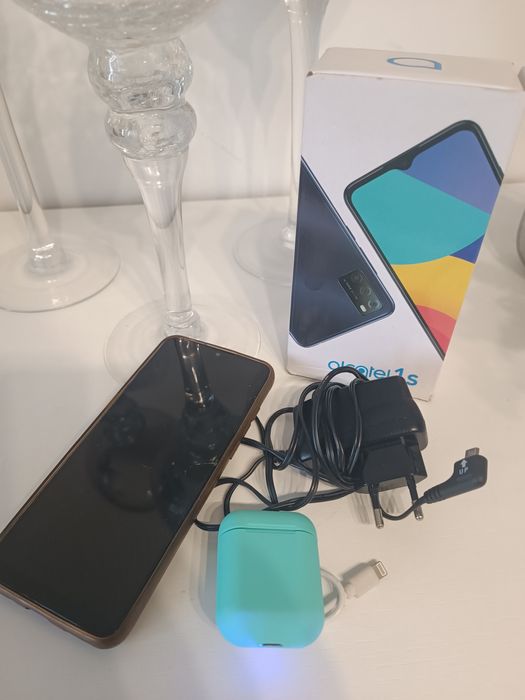 Telemóvel Alcatel 1s funcional
