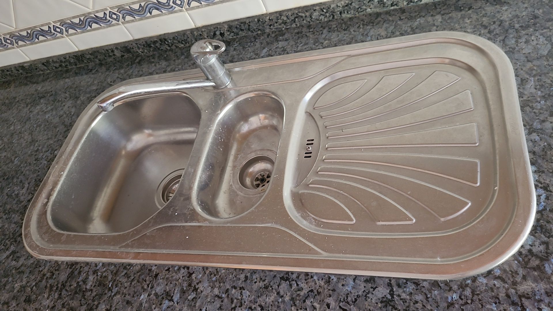 Lava loiça inox bom estado