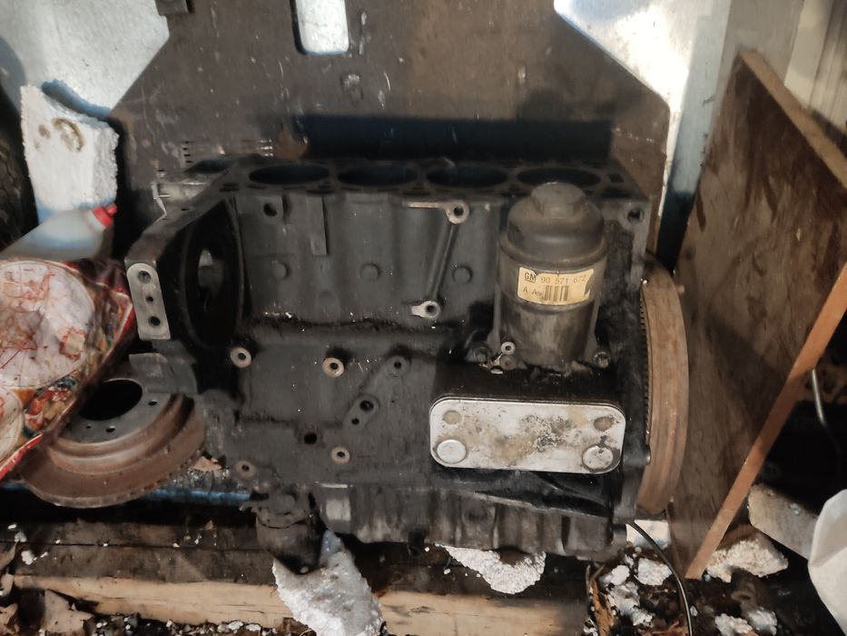 Продам мотор на Опель сінтра 2.2 дизель