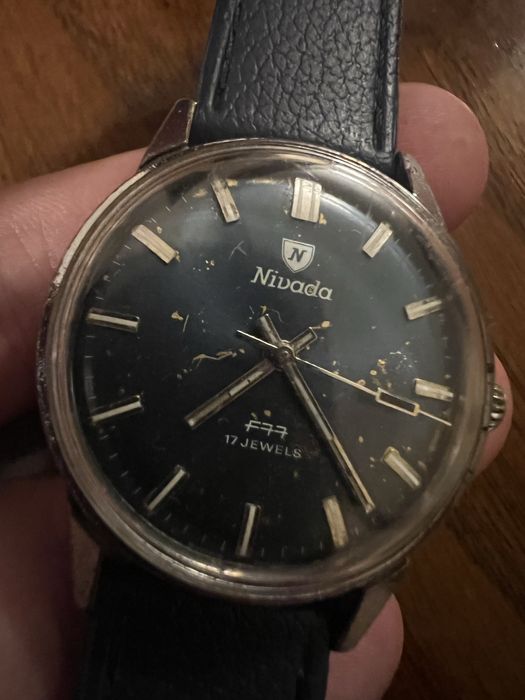 Relogio Nivada antigo