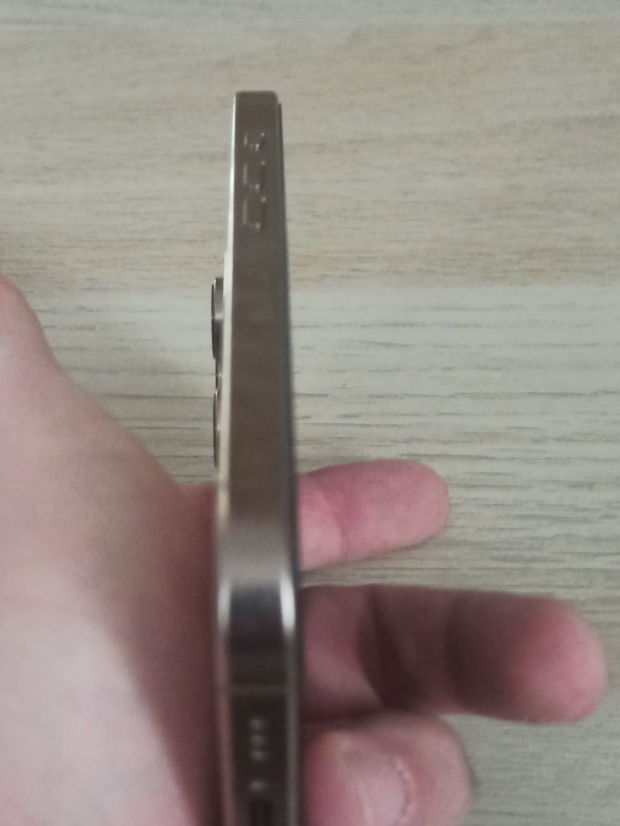 Apple iPhone 16Pro stan jak nowy!
