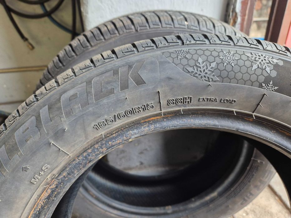 185/60r15 royalblack opony zimowe jak nowe 8mm 2023r