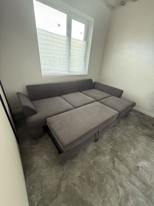 Розкладний кутовий диван