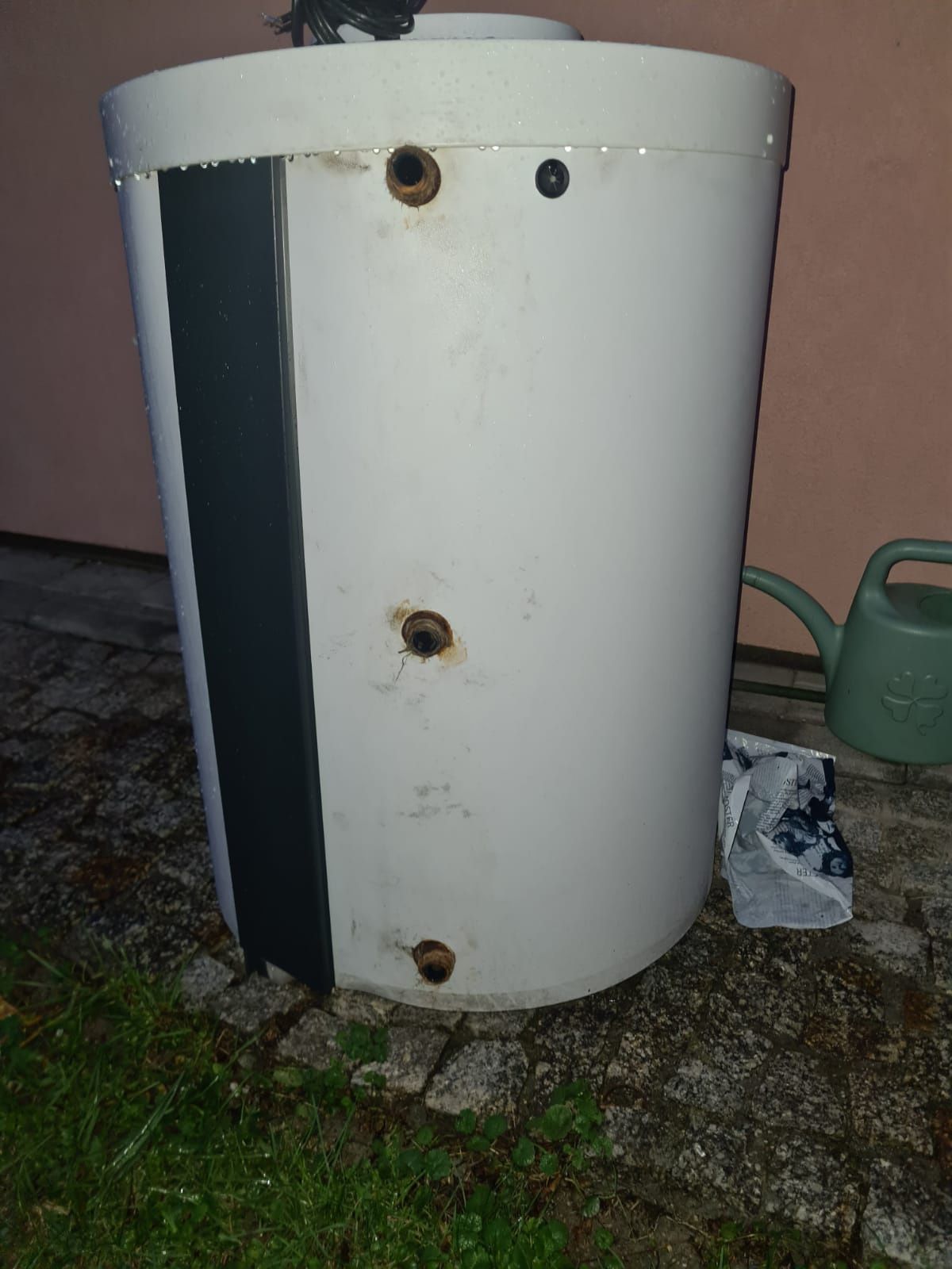 Piec gazowy + zbiornik na wodę