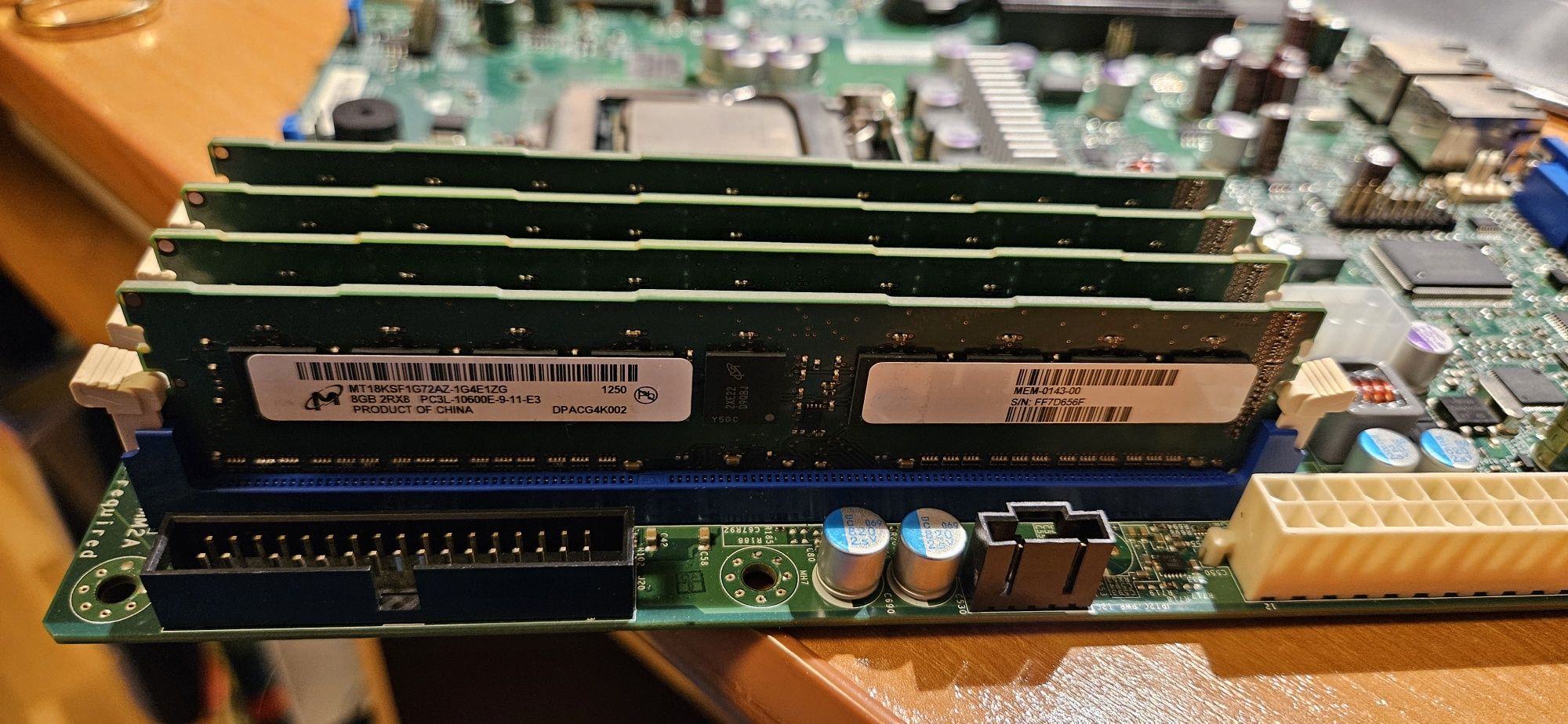 Plyta serwerowa Supermicro X8SIL-F 32GB DDR3 Xeon