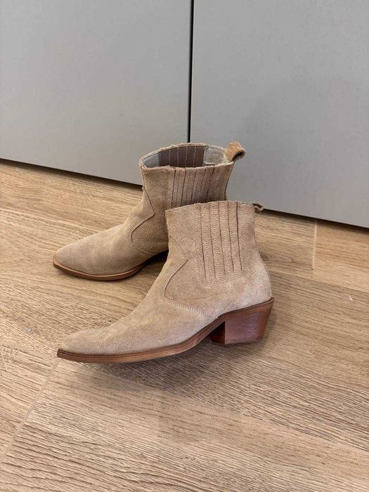 Замшеві козаки Hello store