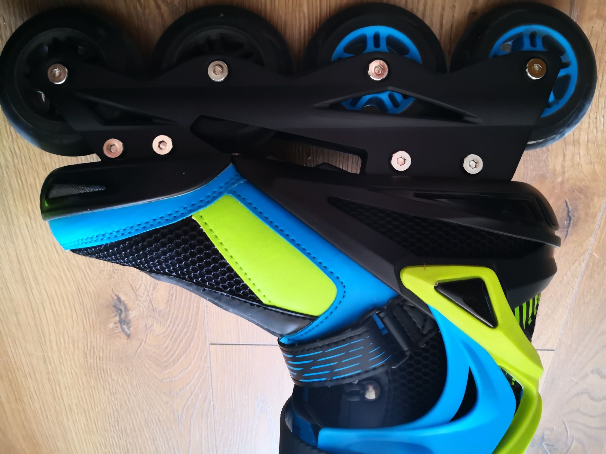 Rolki łyżworolki Lightning marki Spokey ABEC 7 Carbon roz.40 twardość