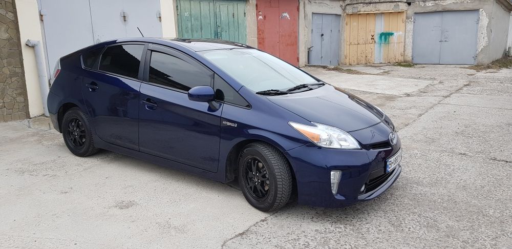 Тоyota Prius 30 2015 гибрид
