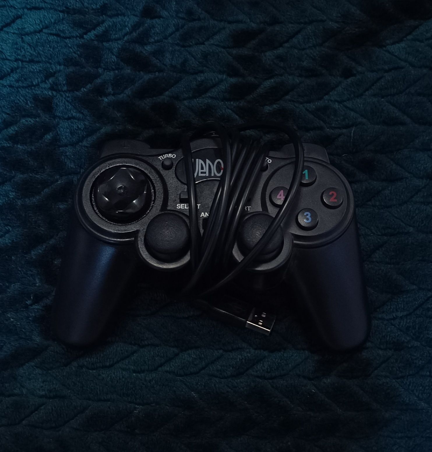 NOWA Konsola XBOX ONE S, model 1681 + pad + gra + okablowanie