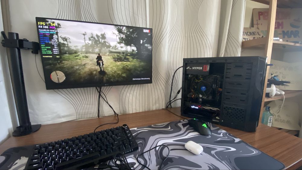 Pc gamer i3 com R9 380