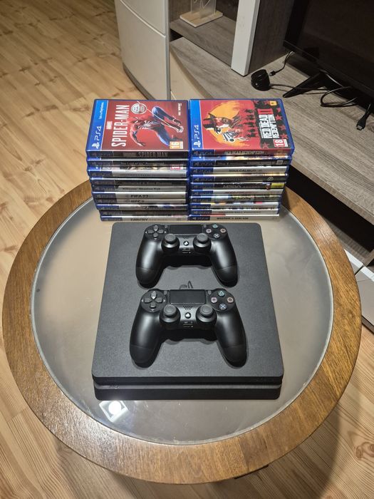 PlayStation 4 Slim Ps4. Stan idealny. Pad, gry