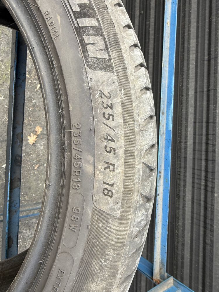 Pojedyncza Opona Letnia 235/45/18 Michelin Primacy4