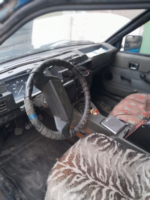 Продам свою машину  иж 2717,пиріжок.