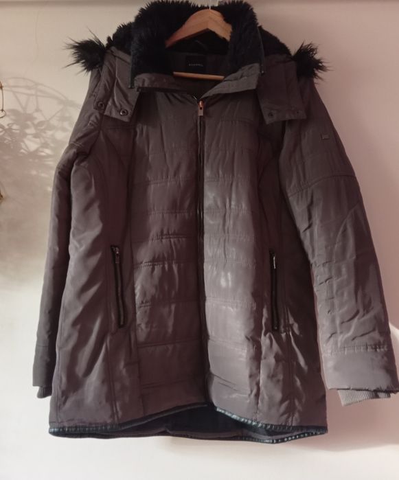 Kurtka Reserved pikowana jesień/zima khaki rozm.42