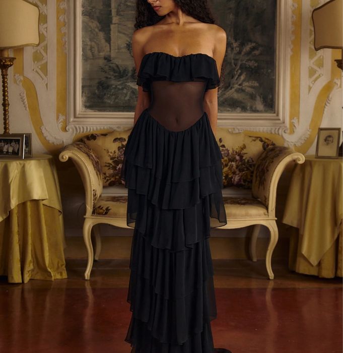 Сукня вечірня з корсетом