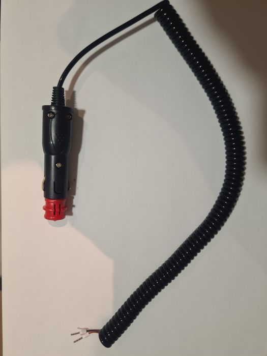 Kabel do gniazda zapalniczki, spiralny z wyłącznikiem