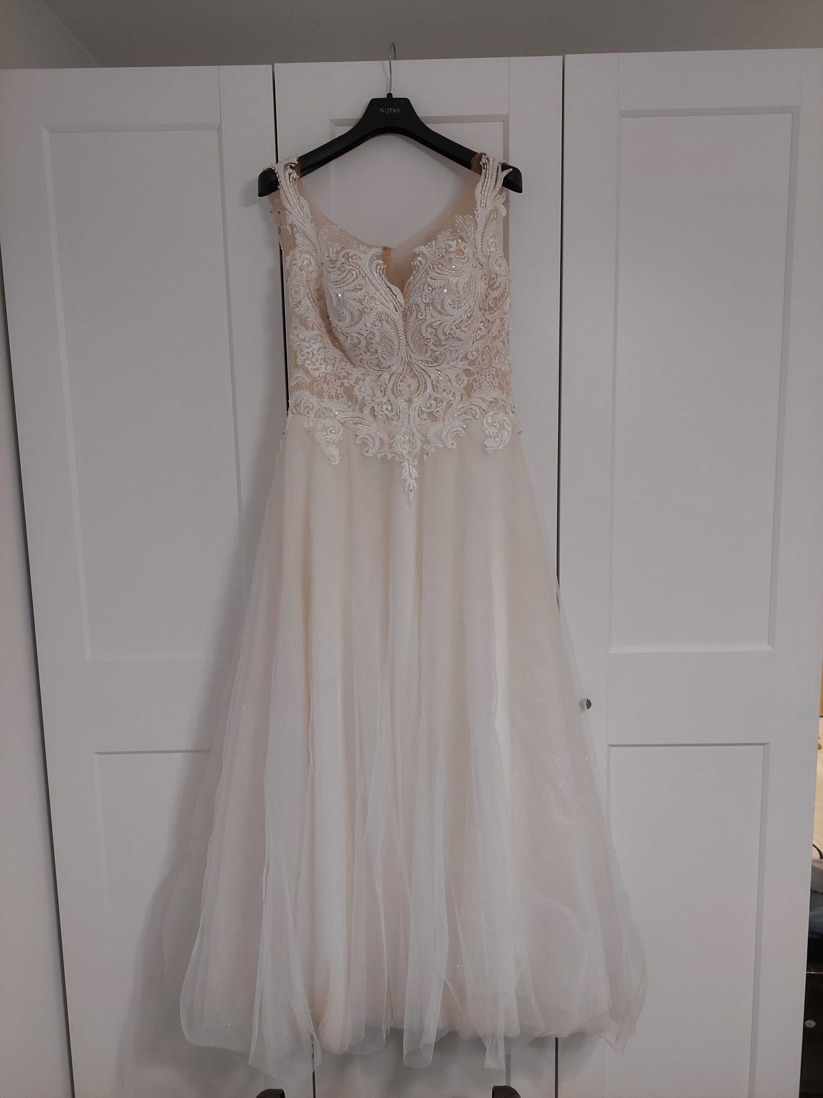 Piękna suknia ślubna plus size rozmiar ok. 48-50