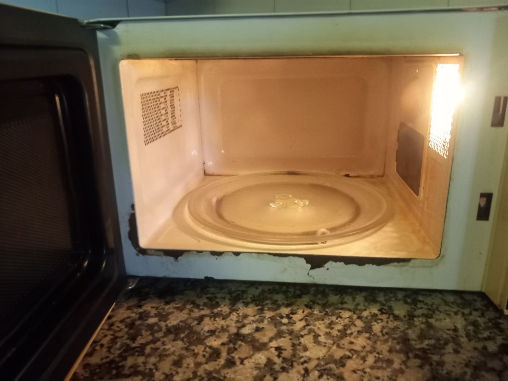 Microondas em bom estado