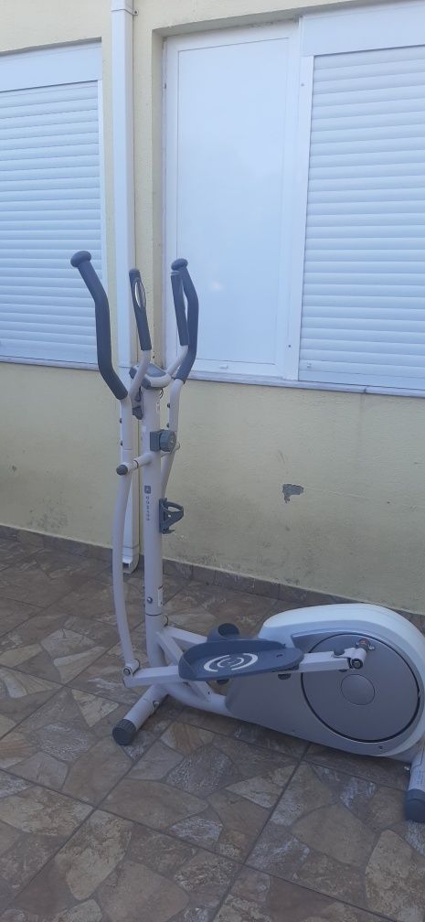 Elitica Em bom estado