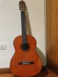 Guitarra yamaha c40 com suporte para parede