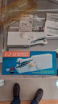 Máquina de costura portátil E-Z SEWING nunca utilizada NOVA