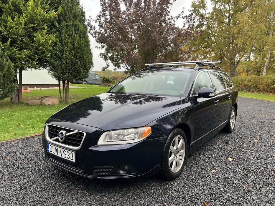 Volvo V70 2010r, 1.6 hdi. Stan bdb, ważne opłaty. Warto
