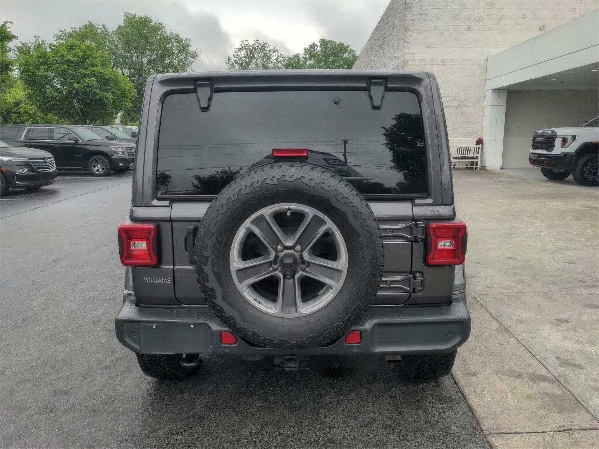 2020 Jeep Wrangler Unlimited Sahara