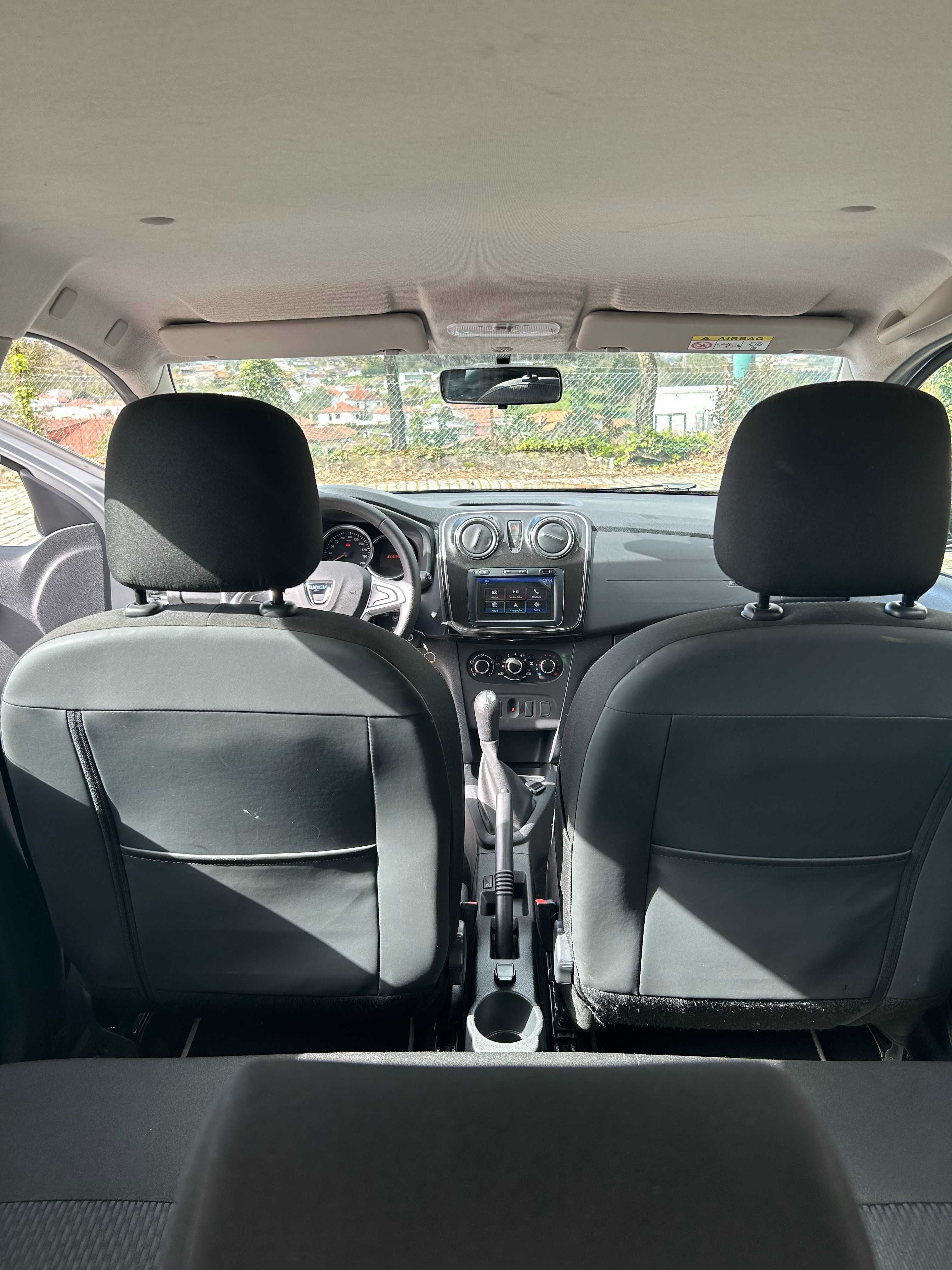 Dacia Sandero 1.0 com GPS - ano 2020