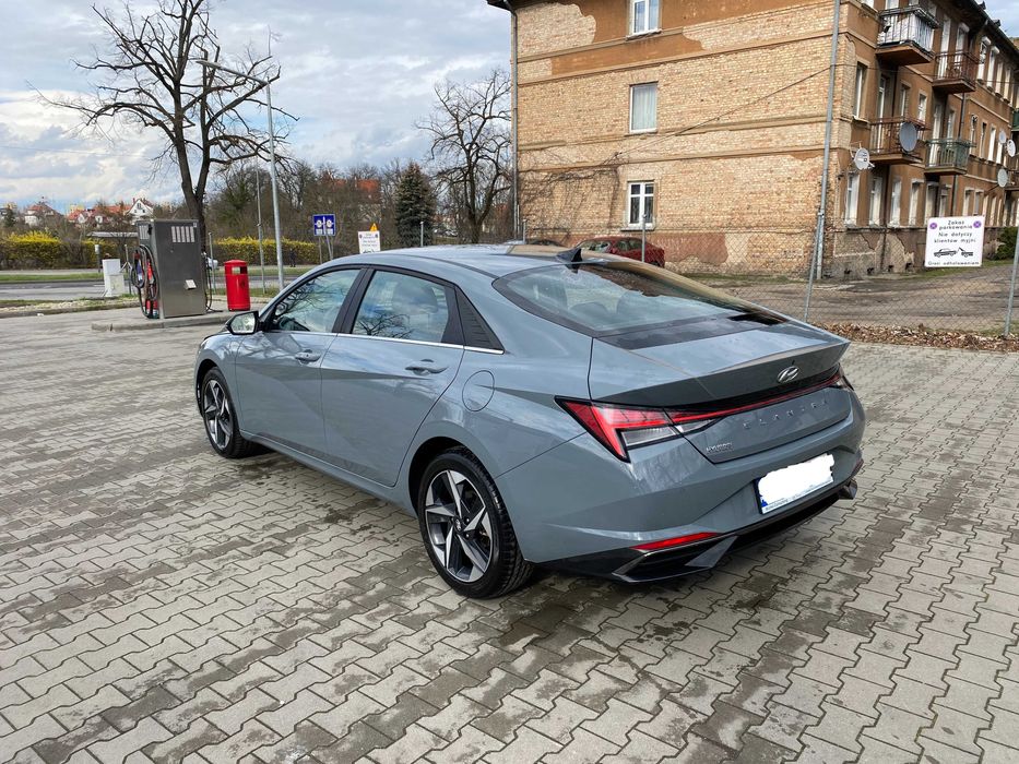 Finansowanie bez baz BiK i KRD Hyundai Elantra 2022r.