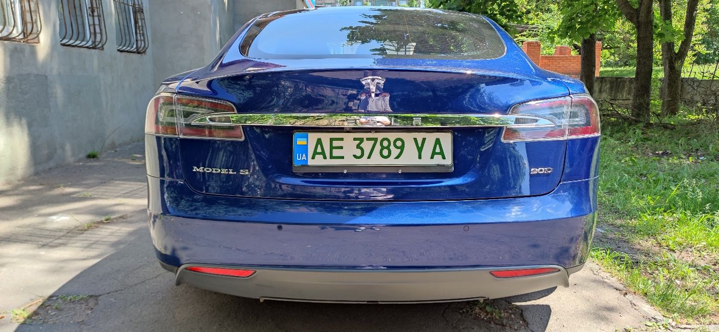 TESLA Model S 90kw повний привід