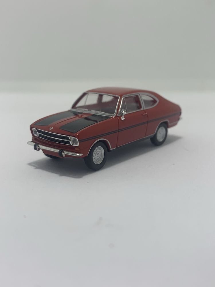 Opel Kadett Rallye da Herpa escala 1/87