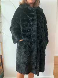 casaco preto de pelo sintético, tamanho S