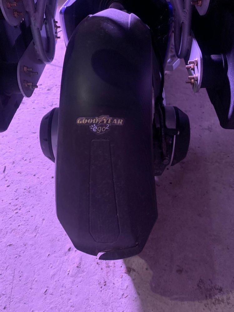 Doohan Goodyear Ego 2. Скутер з двома акумуляторами.
