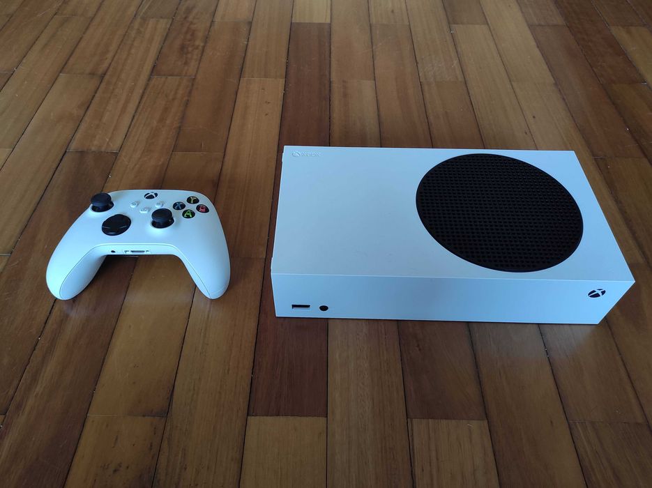 Xbox series S 516 SSD com comando bateria recarregável