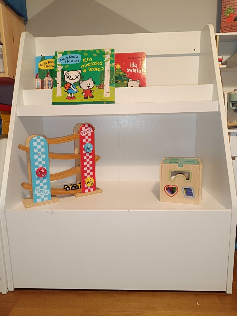 Regał biblioteczka dla dzieci Ikea