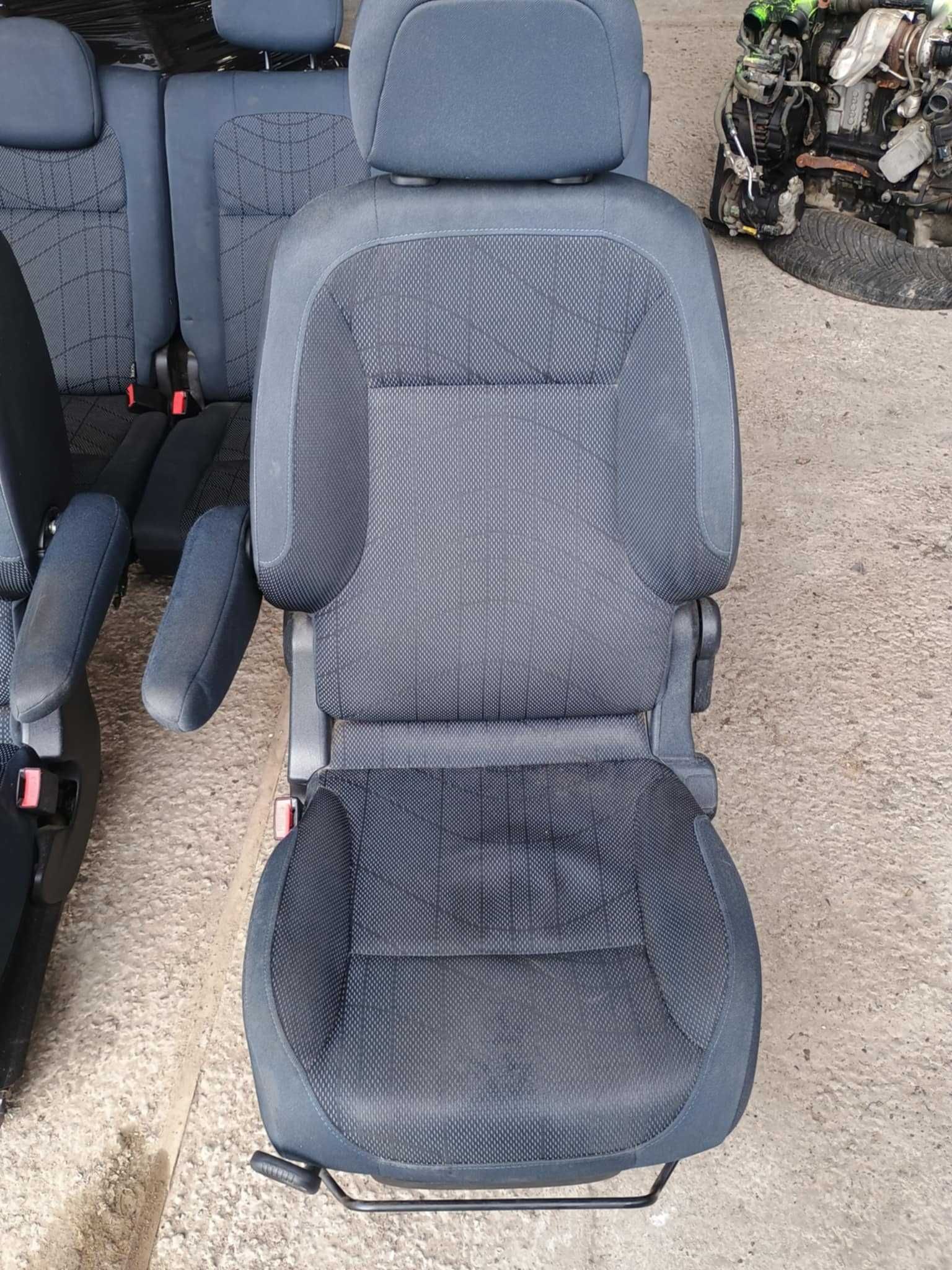 Fotele Siedzenia Komplet Berlingo II Partner II