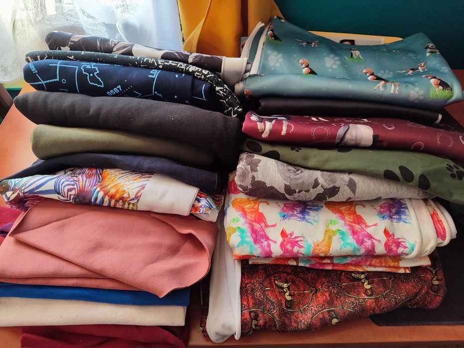 Dresówki pętelki i drapane. 25zl/m