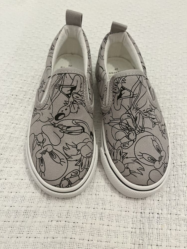Nowe buty (trampki) reserved w r. 28 slip on