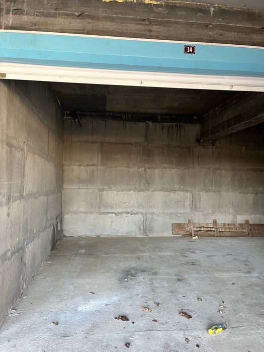 Оренда гаража Виставка 200 грн за кв. метр