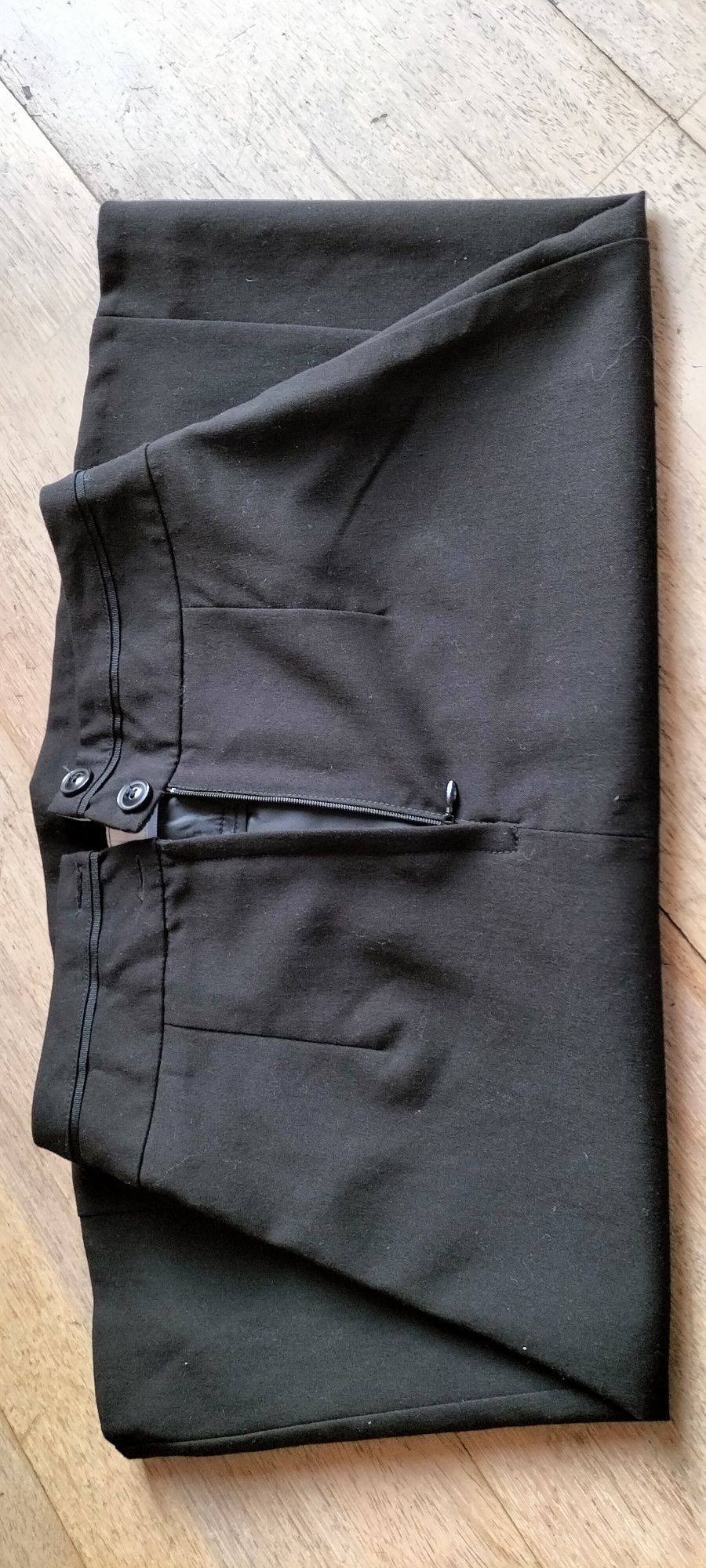 Elegancka spódnica spódniczka business look czarna na podszewce Orsay